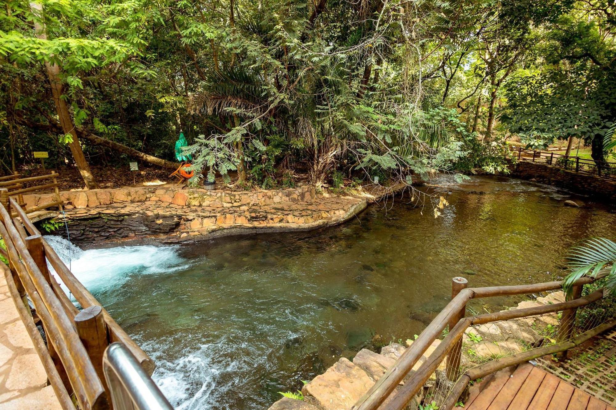 Thermas Paradise - Rio Quente- Duplex 3 Quartos Com Hidromassagem Εξωτερικό φωτογραφία